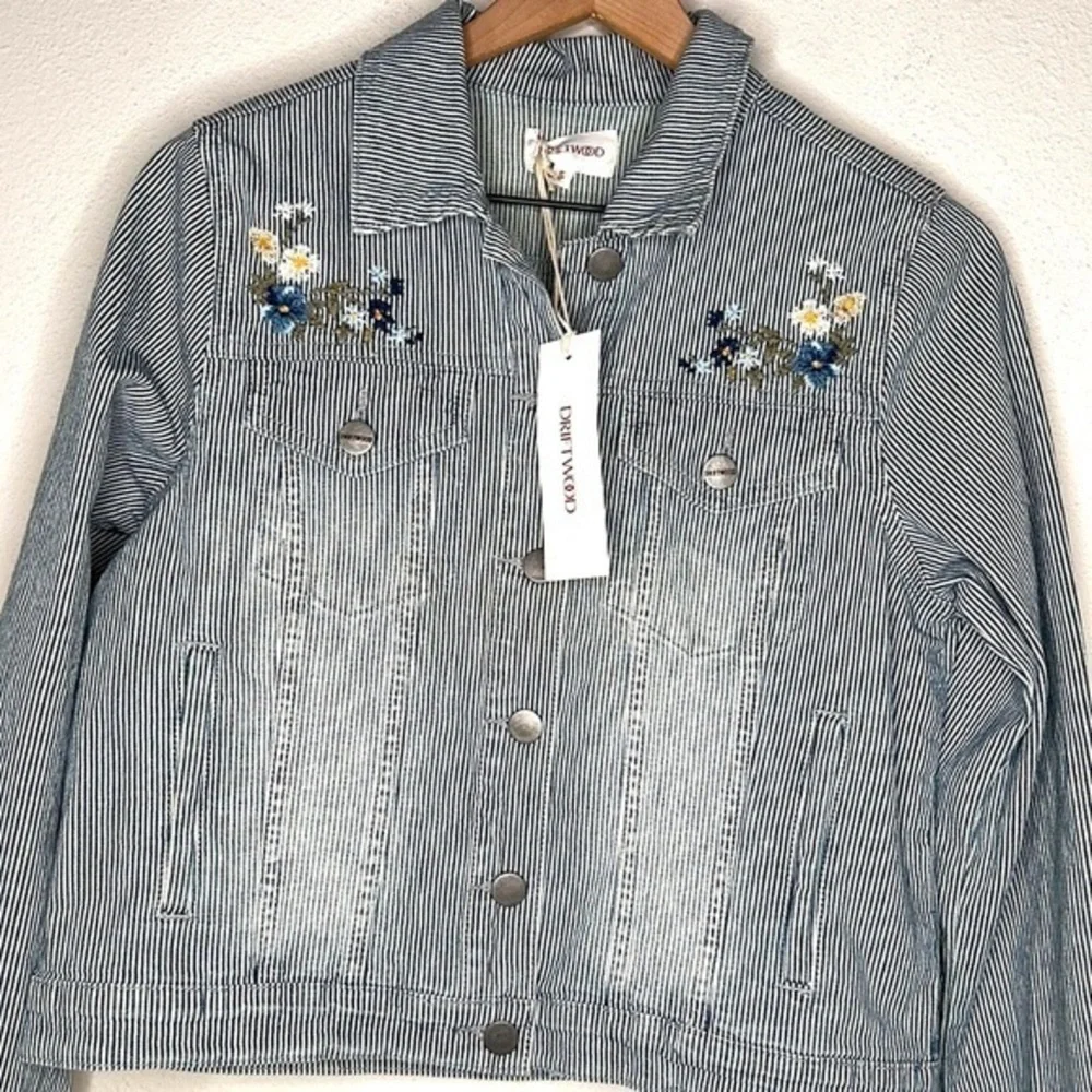 Driftwood Jacket in Pinstripe Lagoon Blue, size S NWT - Picture 1 of 6